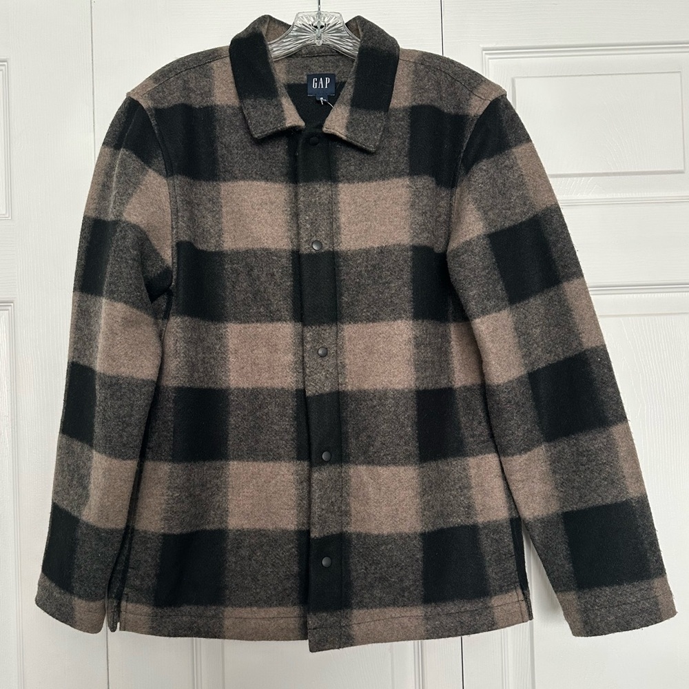 GAP Men's Buffalo Plaid Shirt Jacket in Black and Tan - Size Small - NWT